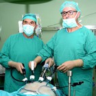 Urólogos del Hospital de Jaén operan por primera vez un cáncer por laparoscopia