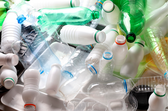 Investigadores del ibs.GRANADA revelan asociaciones entre la exposición a sustancias usadas en plásticos y alteraciones en marcadores de inflamación