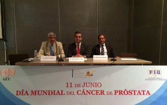 El Hospital Virgen de las Nieves presenta un registro sobre incidencia del cáncer de próstata