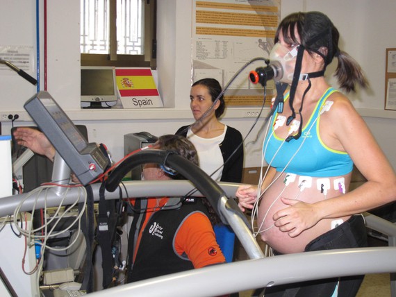 Un proyecto piloto demuestra que hacer ejercicio de alta intensidad durante el embarazo es beneficioso tanto para la madre como para el feto